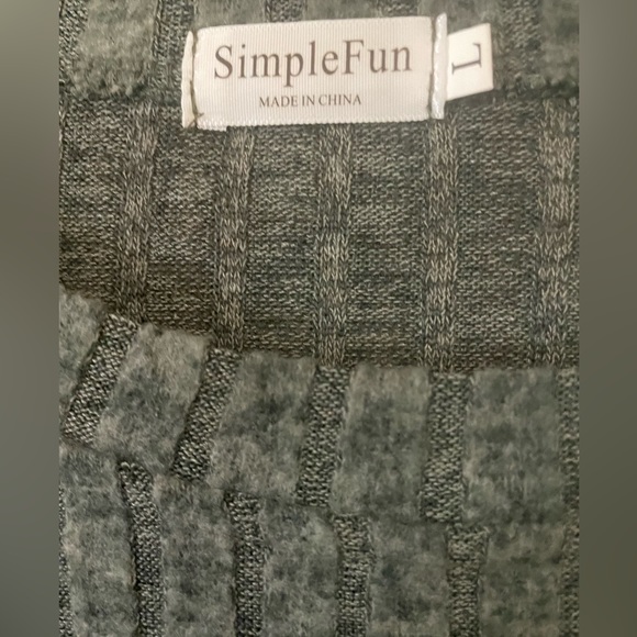 Simple Fun Tunic Sweater Size L - Picture 3 of 5
